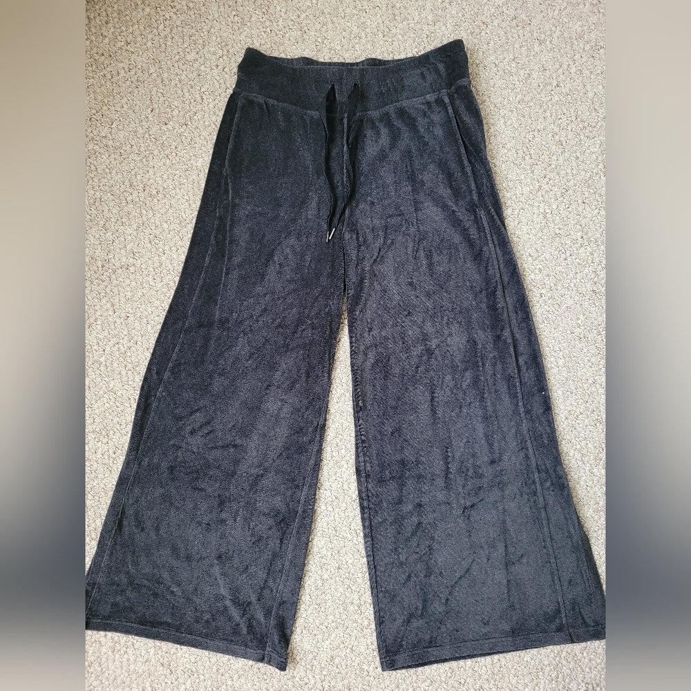 Lululemon women’s super wide leg velour dark gray pants size 10